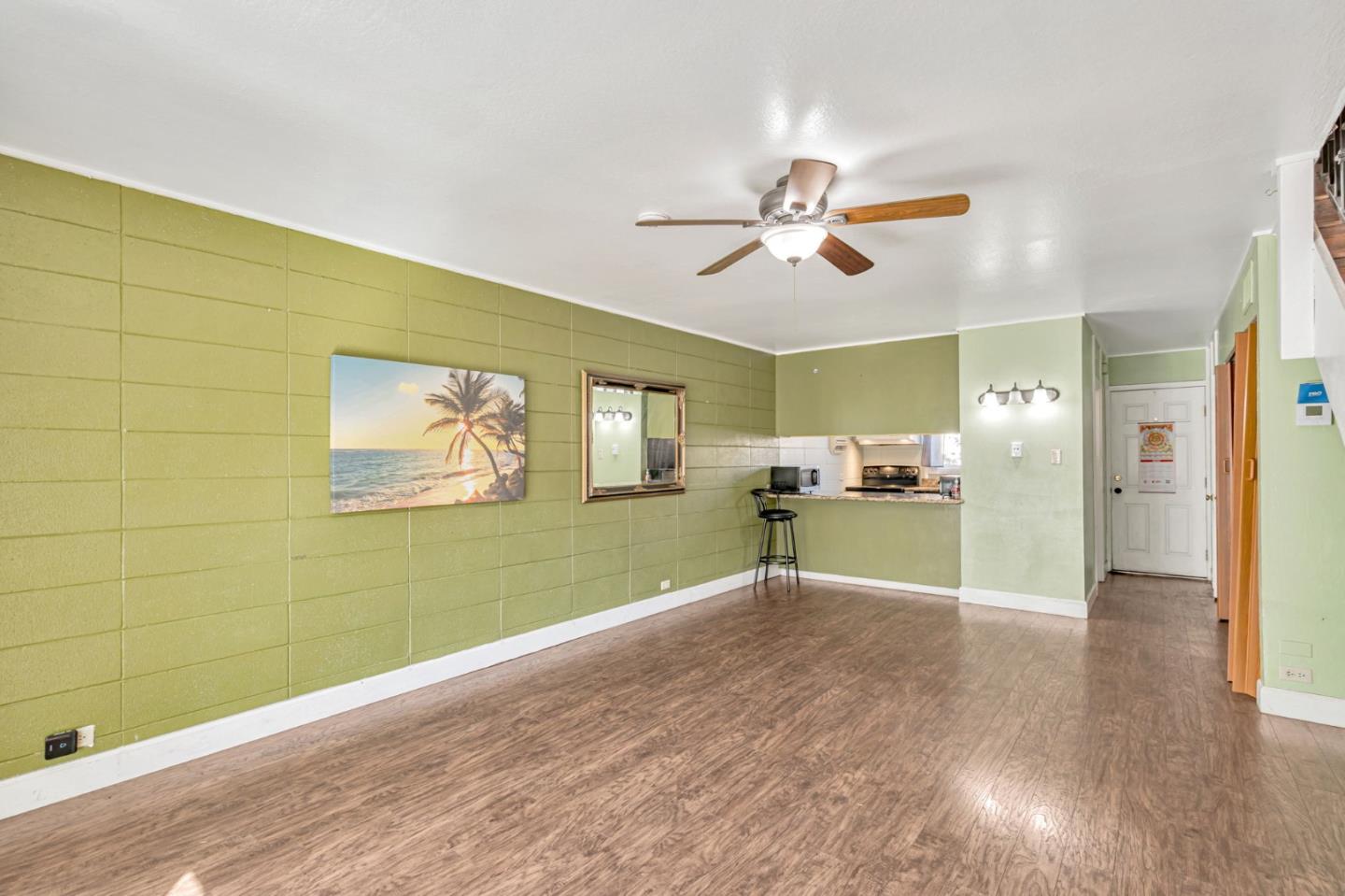 Detail Gallery Image 5 of 28 For 27505 Tampa Ave #15,  Hayward,  CA 94544 - 2 Beds | 1/1 Baths