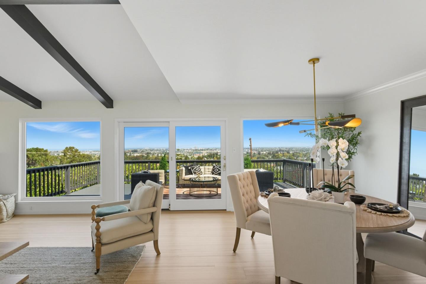 Detail Gallery Image 12 of 79 For 990 31st Ave, San Mateo,  CA 94403 - 4 Beds | 3 Baths