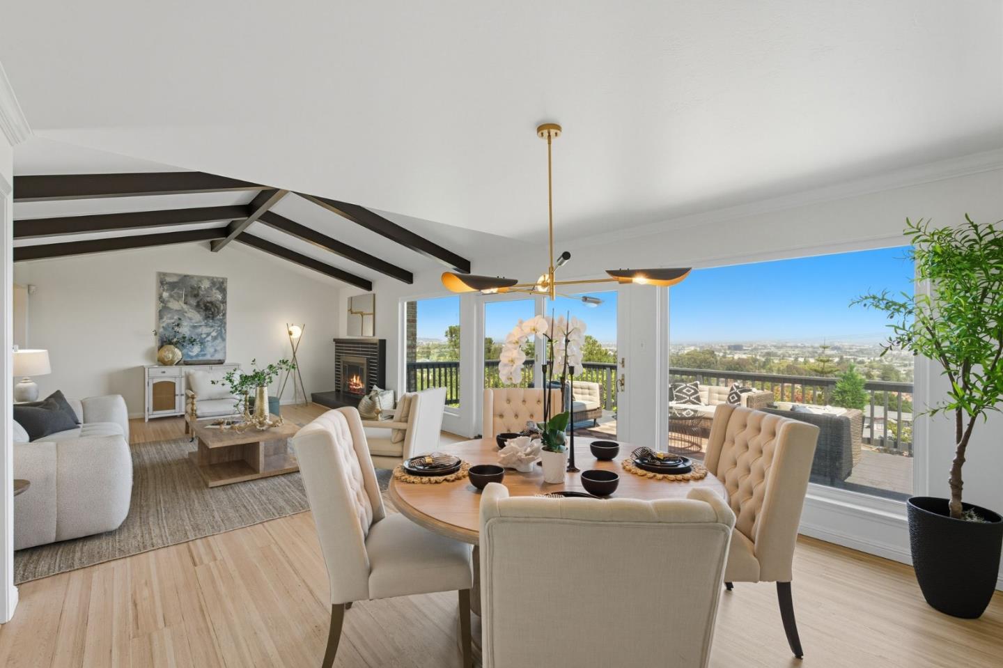 Detail Gallery Image 13 of 79 For 990 31st Ave, San Mateo,  CA 94403 - 4 Beds | 3 Baths