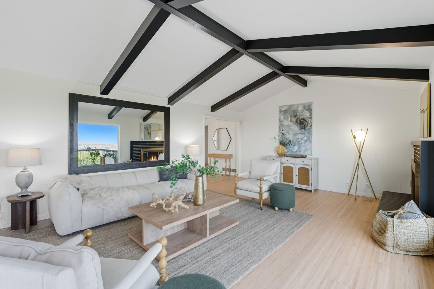 Detail Gallery Image 20 of 79 For 990 31st Ave, San Mateo,  CA 94403 - 4 Beds | 3 Baths
