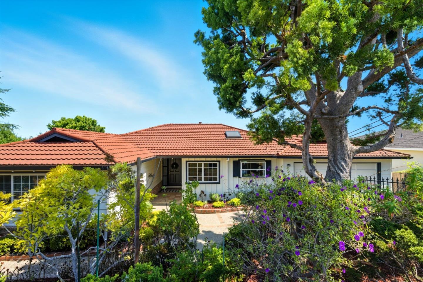 Detail Gallery Image 3 of 79 For 990 31st Ave, San Mateo,  CA 94403 - 4 Beds | 3 Baths
