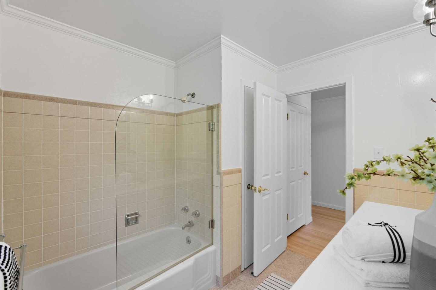 Detail Gallery Image 47 of 79 For 990 31st Ave, San Mateo,  CA 94403 - 4 Beds | 3 Baths