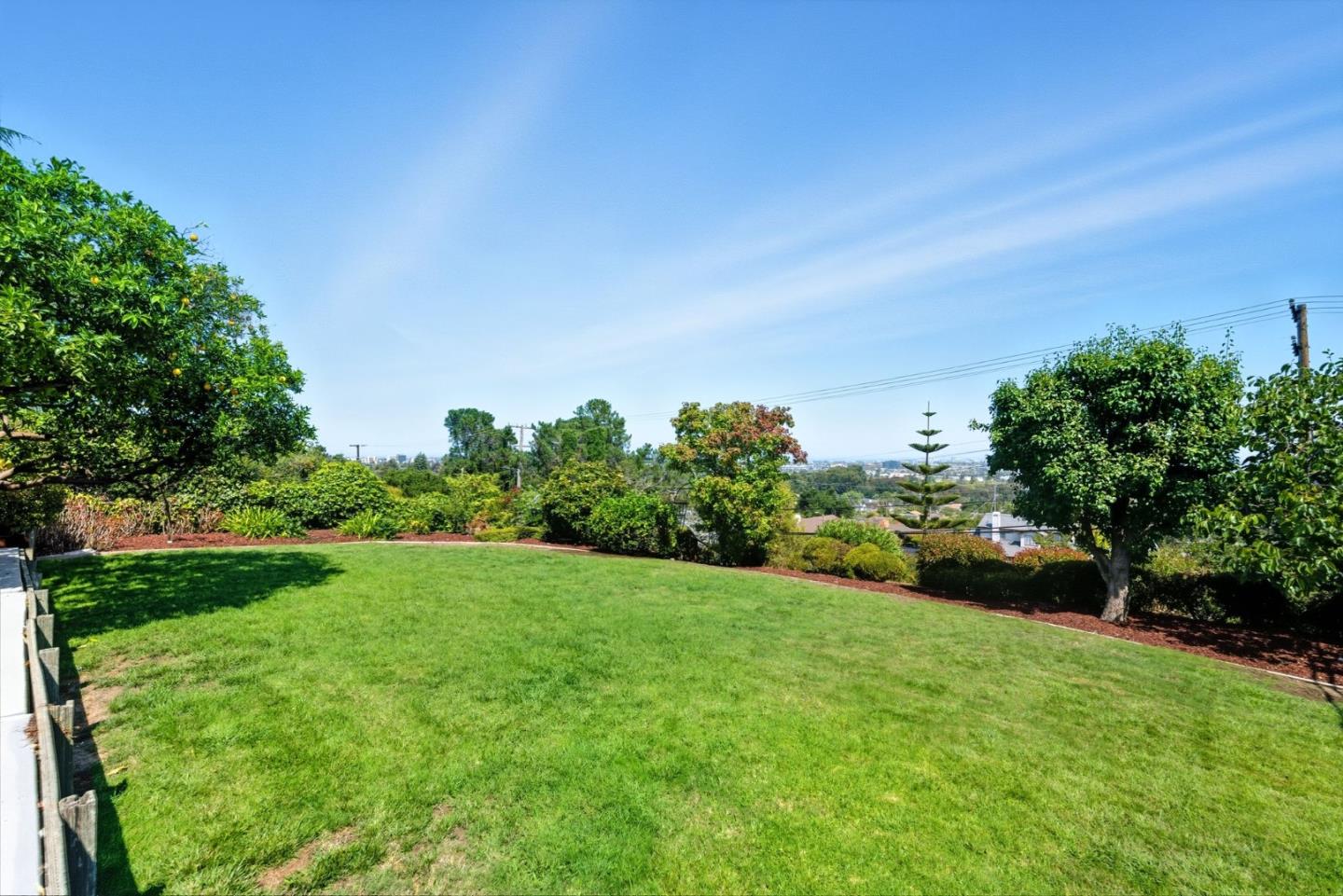 Detail Gallery Image 64 of 79 For 990 31st Ave, San Mateo,  CA 94403 - 4 Beds | 3 Baths