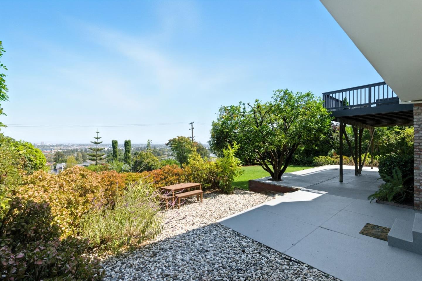 Detail Gallery Image 67 of 79 For 990 31st Ave, San Mateo,  CA 94403 - 4 Beds | 3 Baths