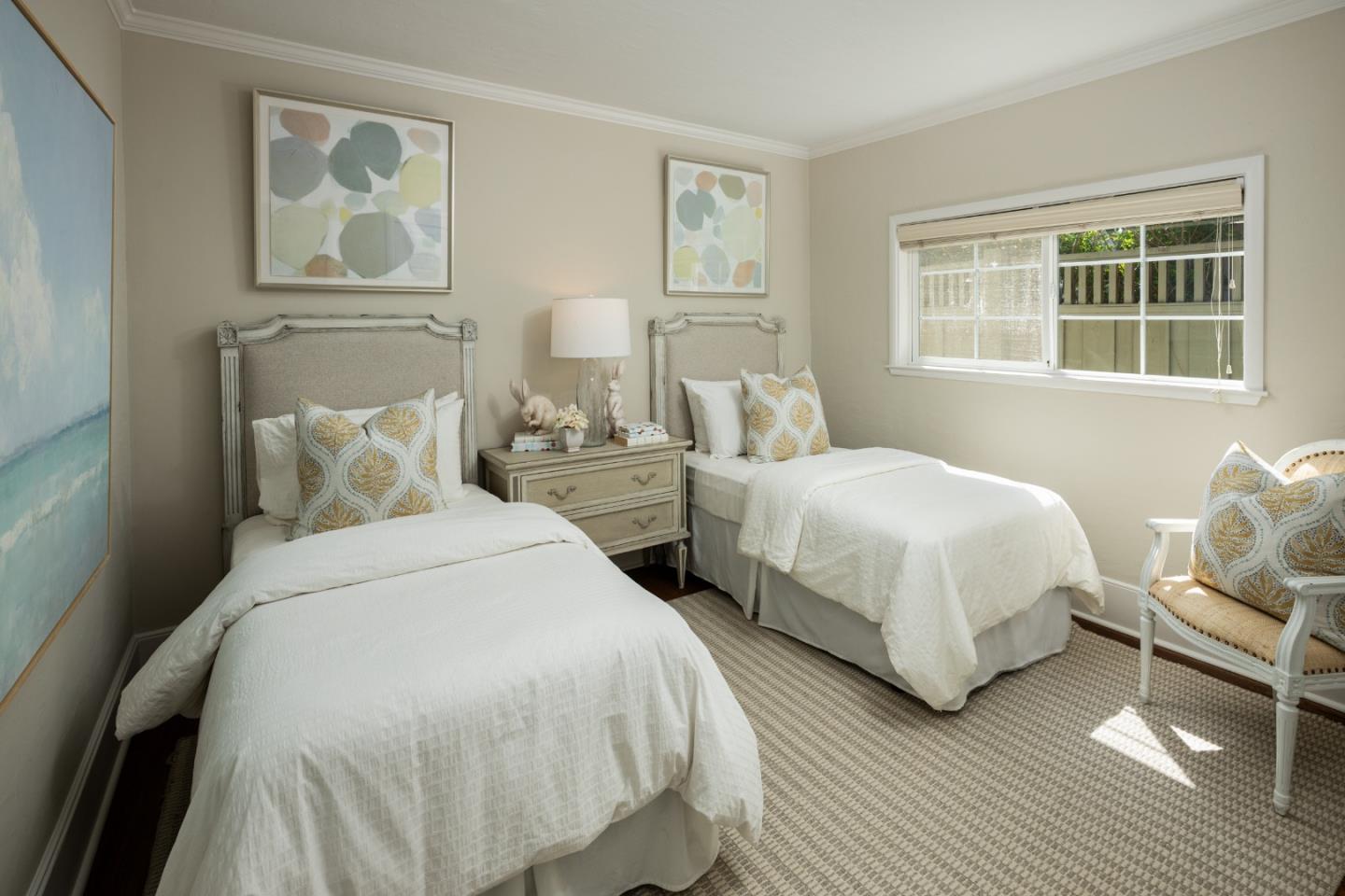 Detail Gallery Image 14 of 25 For 414 Laurel Ave, Menlo Park,  CA 94025 - 4 Beds | 2 Baths