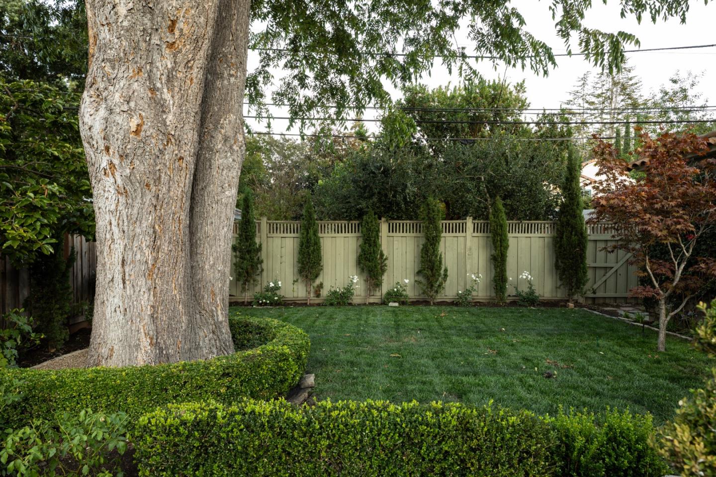 Detail Gallery Image 24 of 25 For 414 Laurel Ave, Menlo Park,  CA 94025 - 4 Beds | 2 Baths