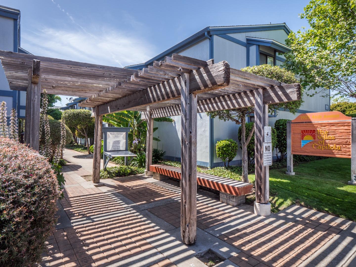 Detail Gallery Image 27 of 36 For 1925 46th Ave #71,  Capitola,  CA 95010 - 1 Beds | 1 Baths