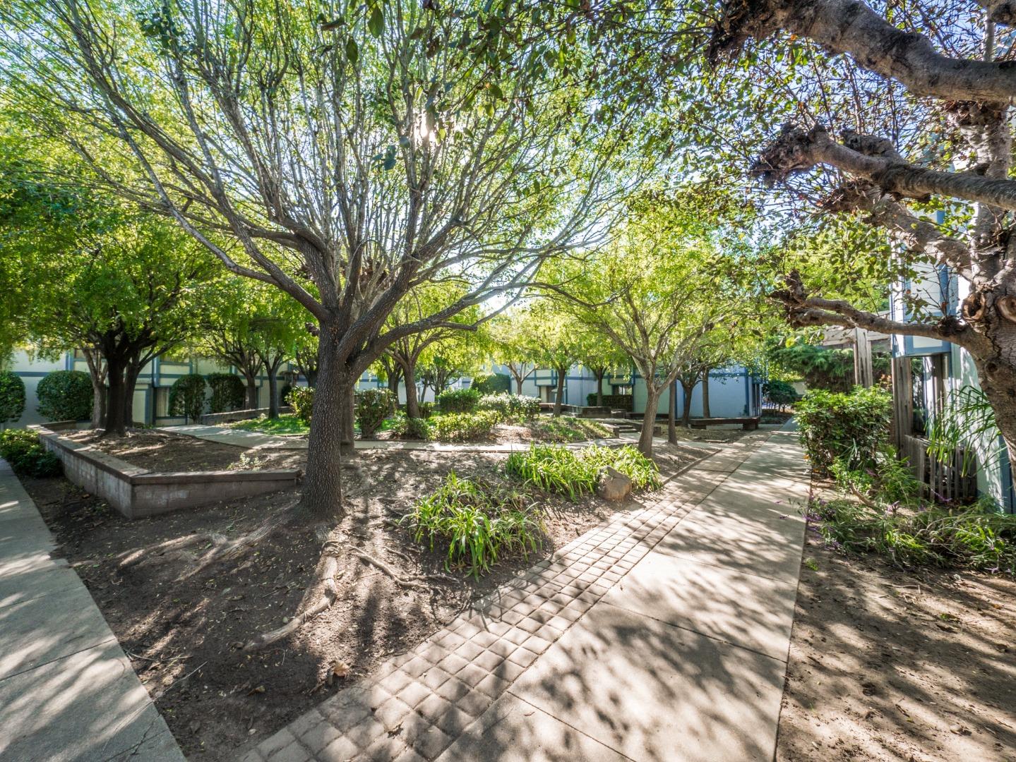 Detail Gallery Image 29 of 36 For 1925 46th Ave #71,  Capitola,  CA 95010 - 1 Beds | 1 Baths