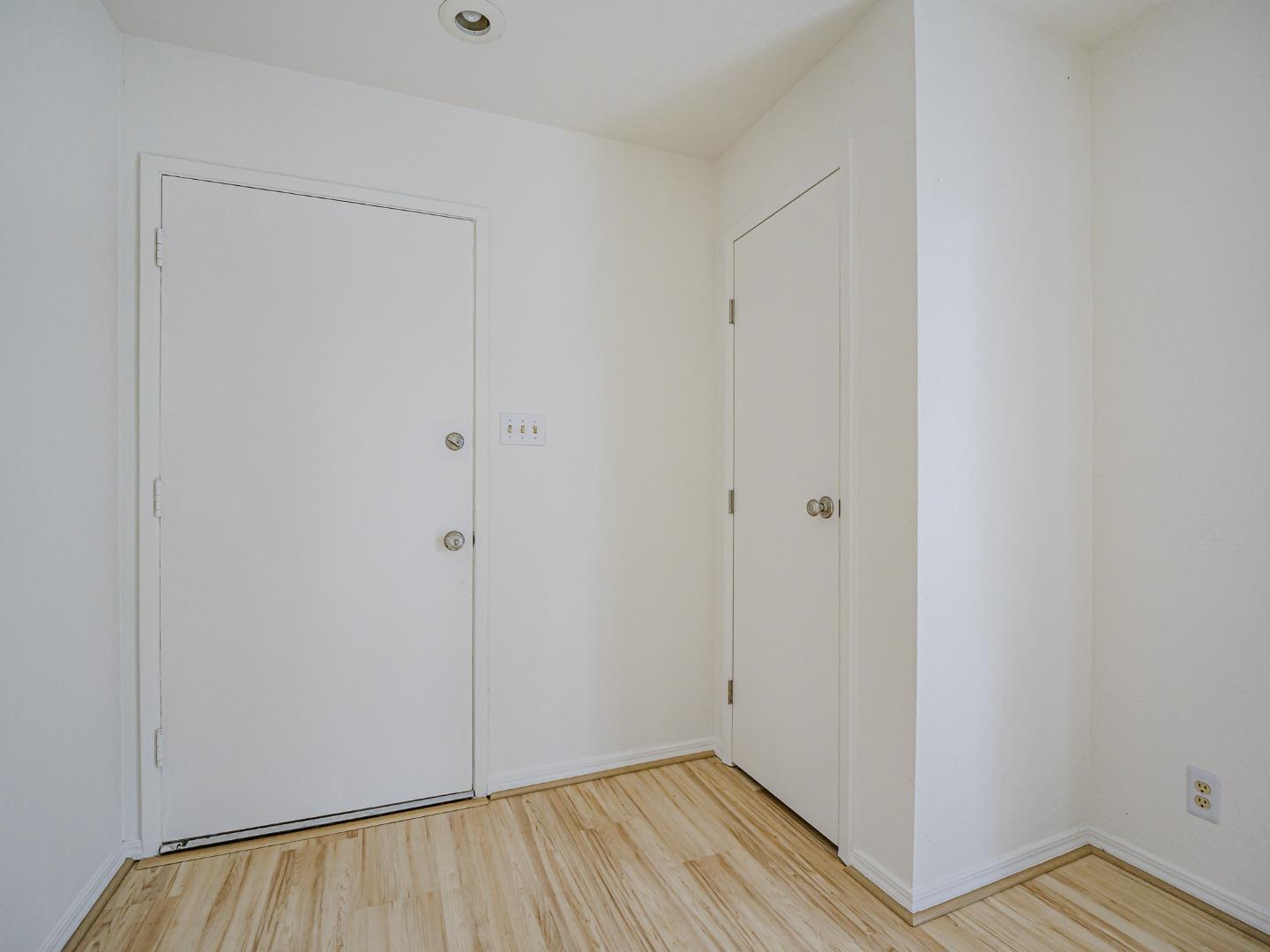 Detail Gallery Image 3 of 36 For 1925 46th Ave #71,  Capitola,  CA 95010 - 1 Beds | 1 Baths