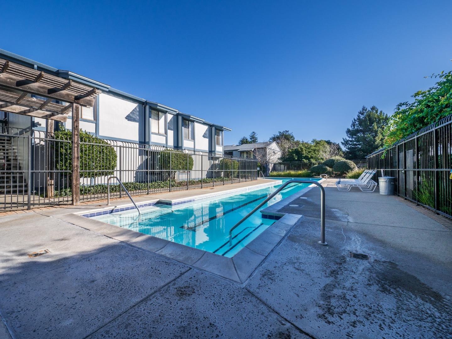 Detail Gallery Image 33 of 36 For 1925 46th Ave #71,  Capitola,  CA 95010 - 1 Beds | 1 Baths