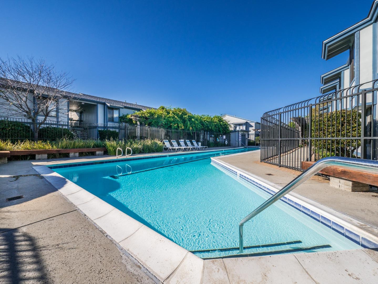 Detail Gallery Image 35 of 36 For 1925 46th Ave #71,  Capitola,  CA 95010 - 1 Beds | 1 Baths