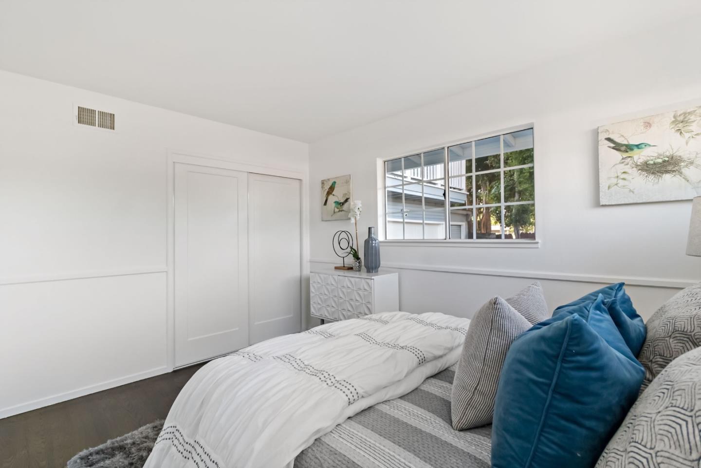 Detail Gallery Image 25 of 52 For 22 Wayne Ct, Redwood City,  CA 94063 - 4 Beds | 3 Baths