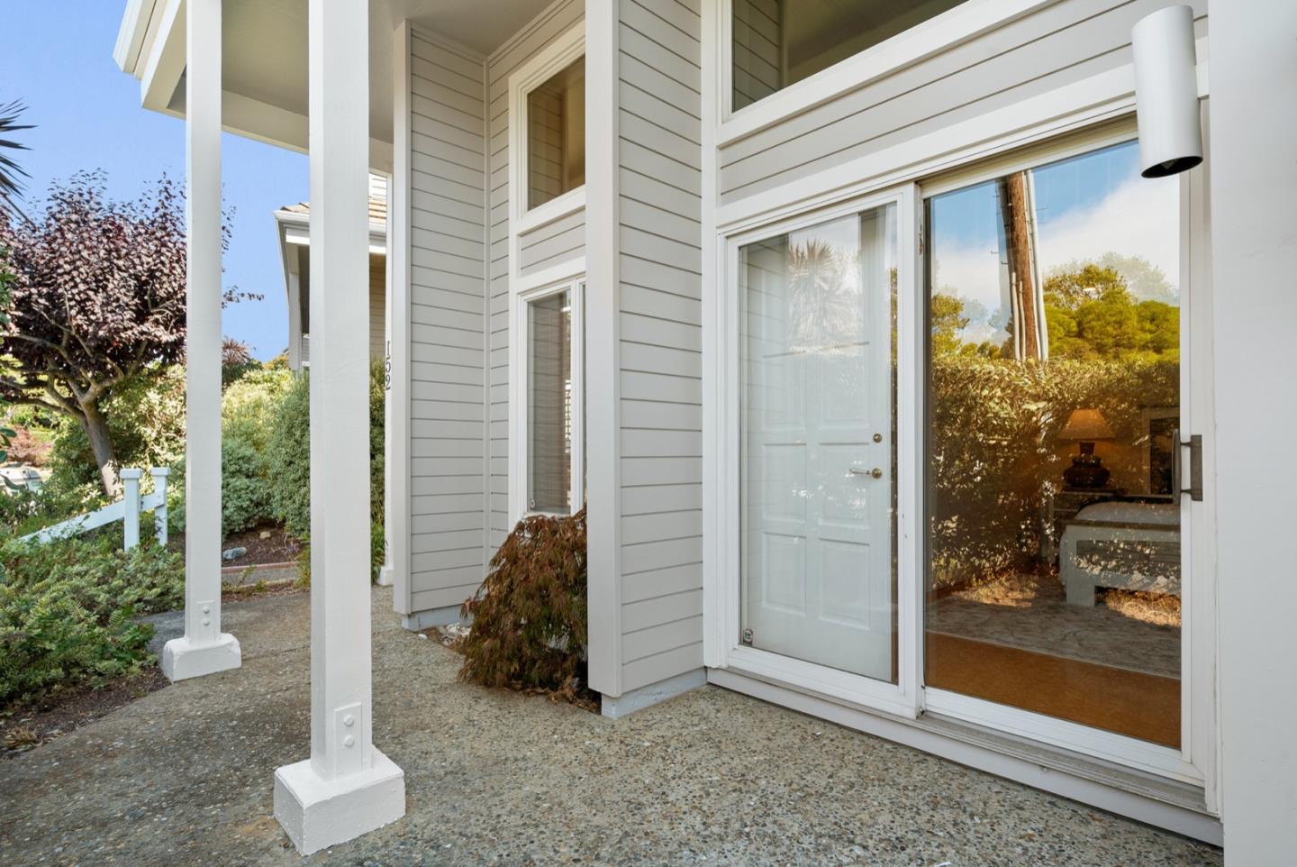 Detail Gallery Image 14 of 59 For 152 Frederick St, Santa Cruz,  CA 95062 - 2 Beds | 3 Baths