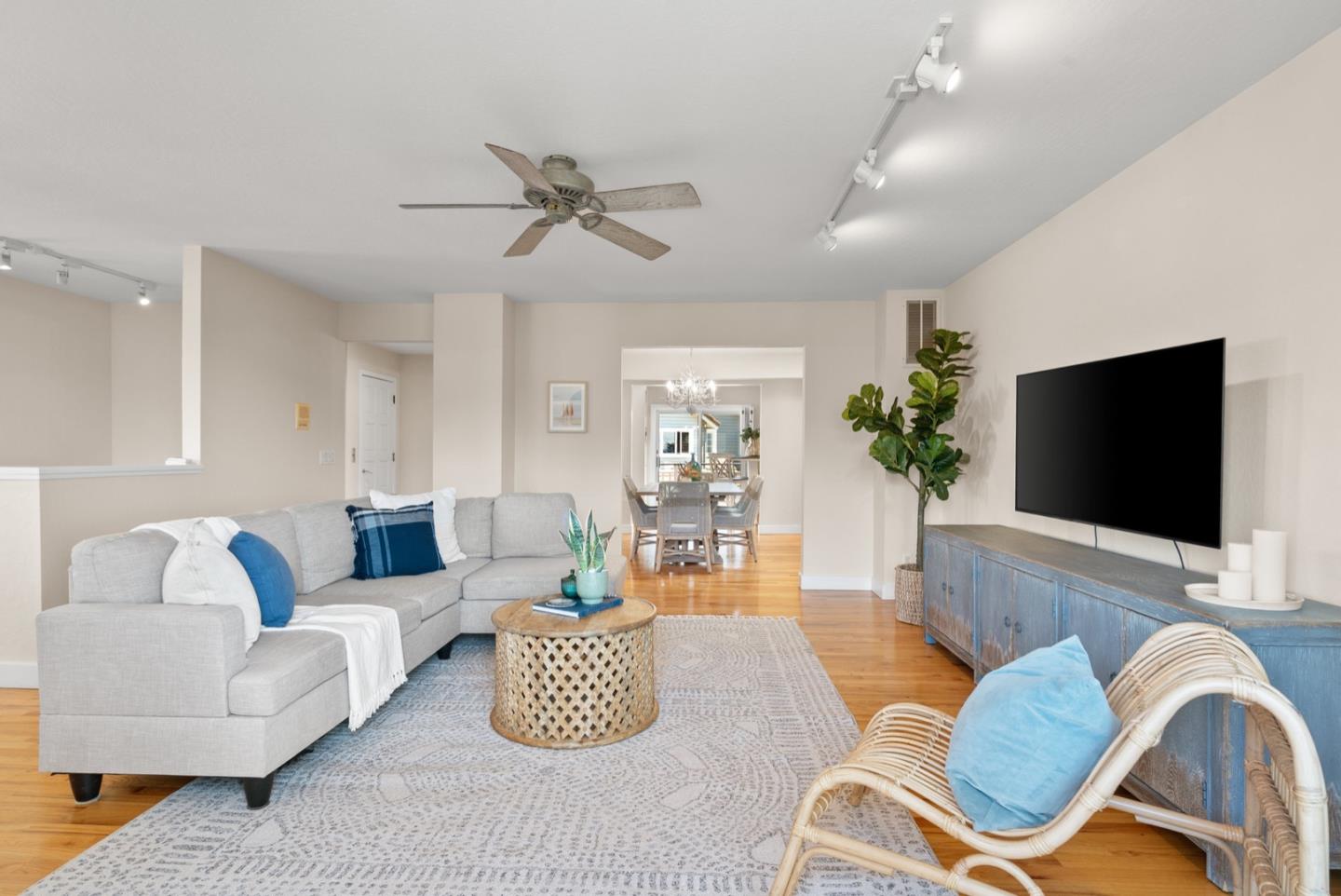 Detail Gallery Image 29 of 59 For 152 Frederick St, Santa Cruz,  CA 95062 - 2 Beds | 3 Baths