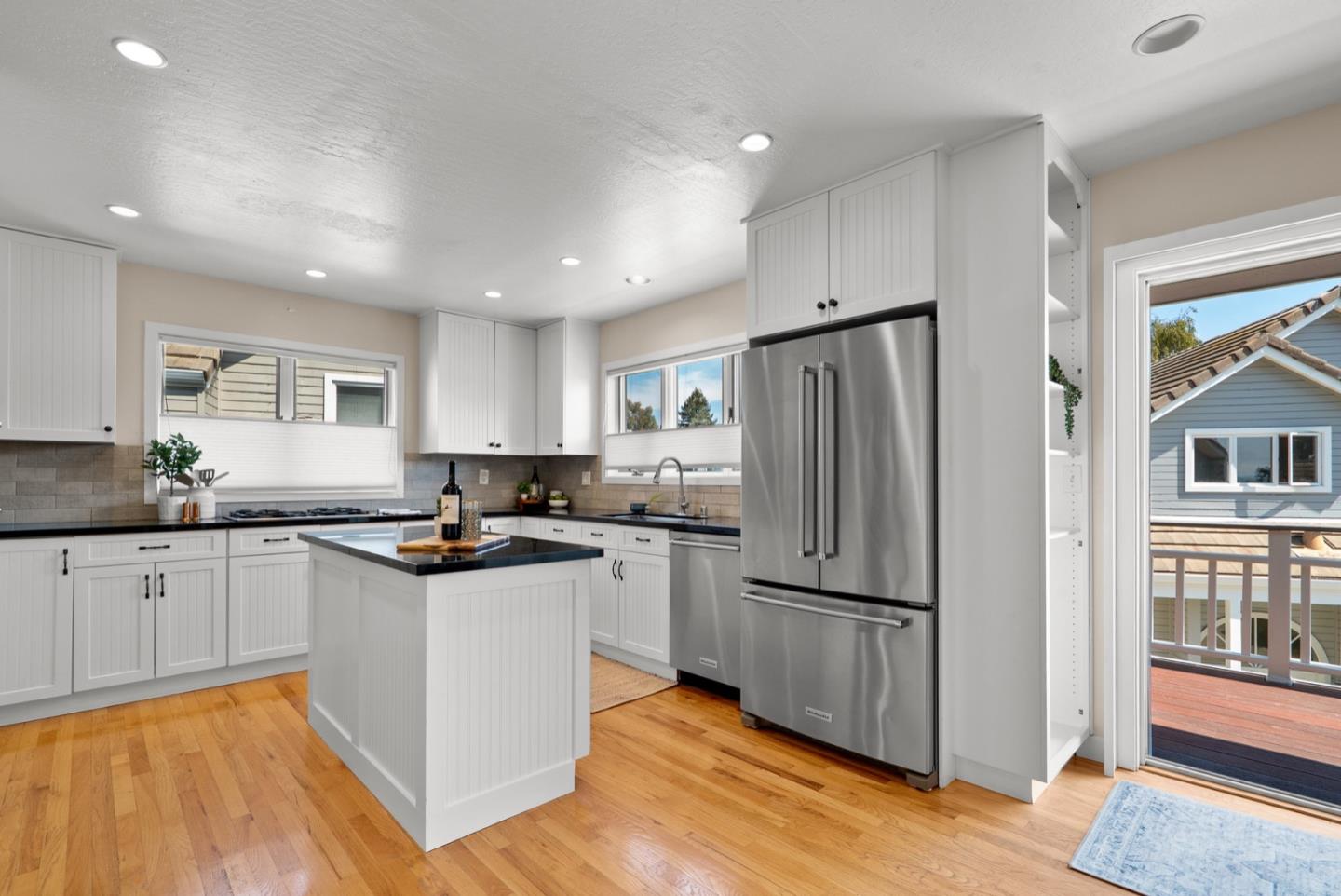 Detail Gallery Image 40 of 59 For 152 Frederick St, Santa Cruz,  CA 95062 - 2 Beds | 3 Baths