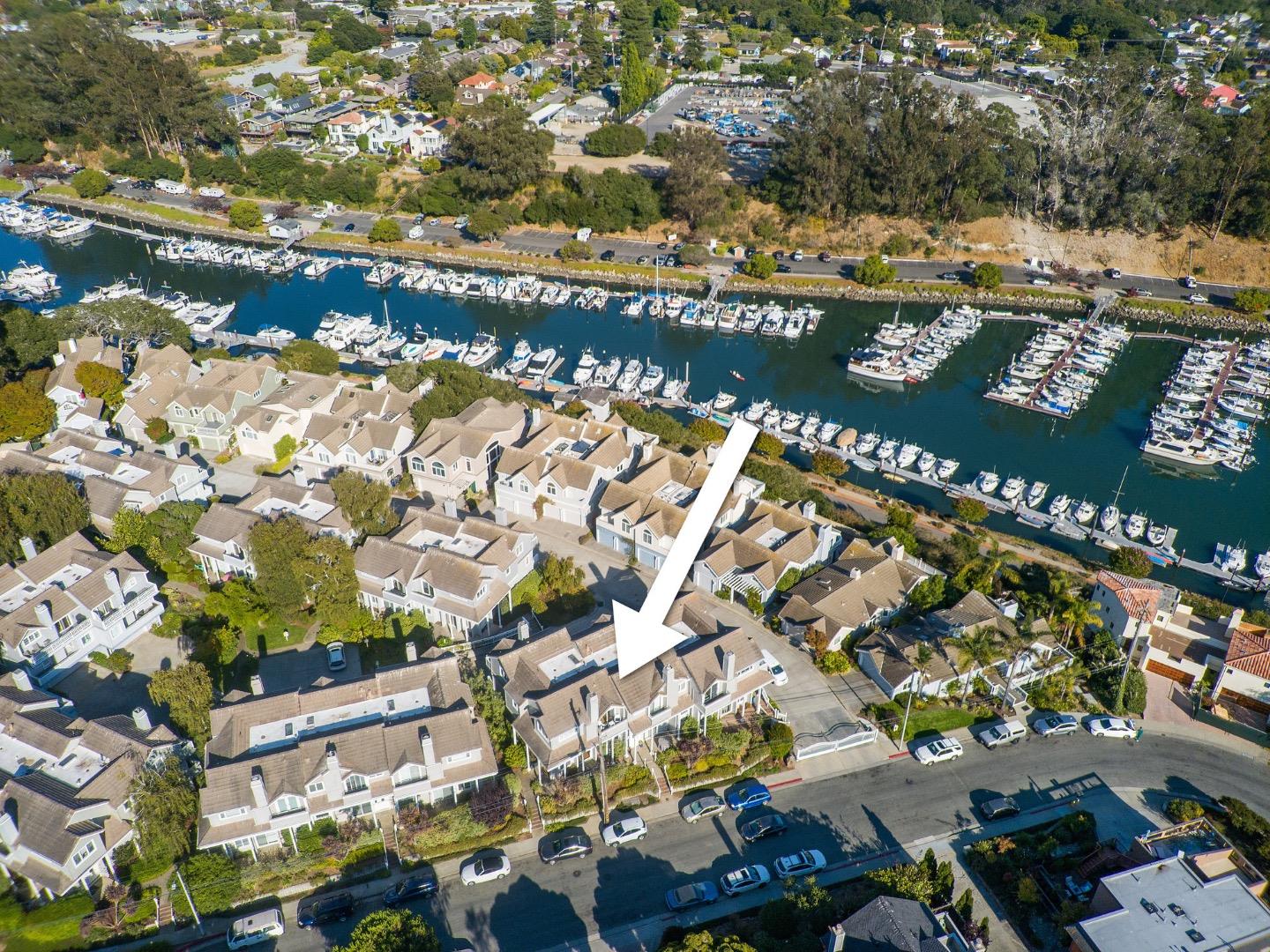 Detail Gallery Image 55 of 59 For 152 Frederick St, Santa Cruz,  CA 95062 - 2 Beds | 3 Baths