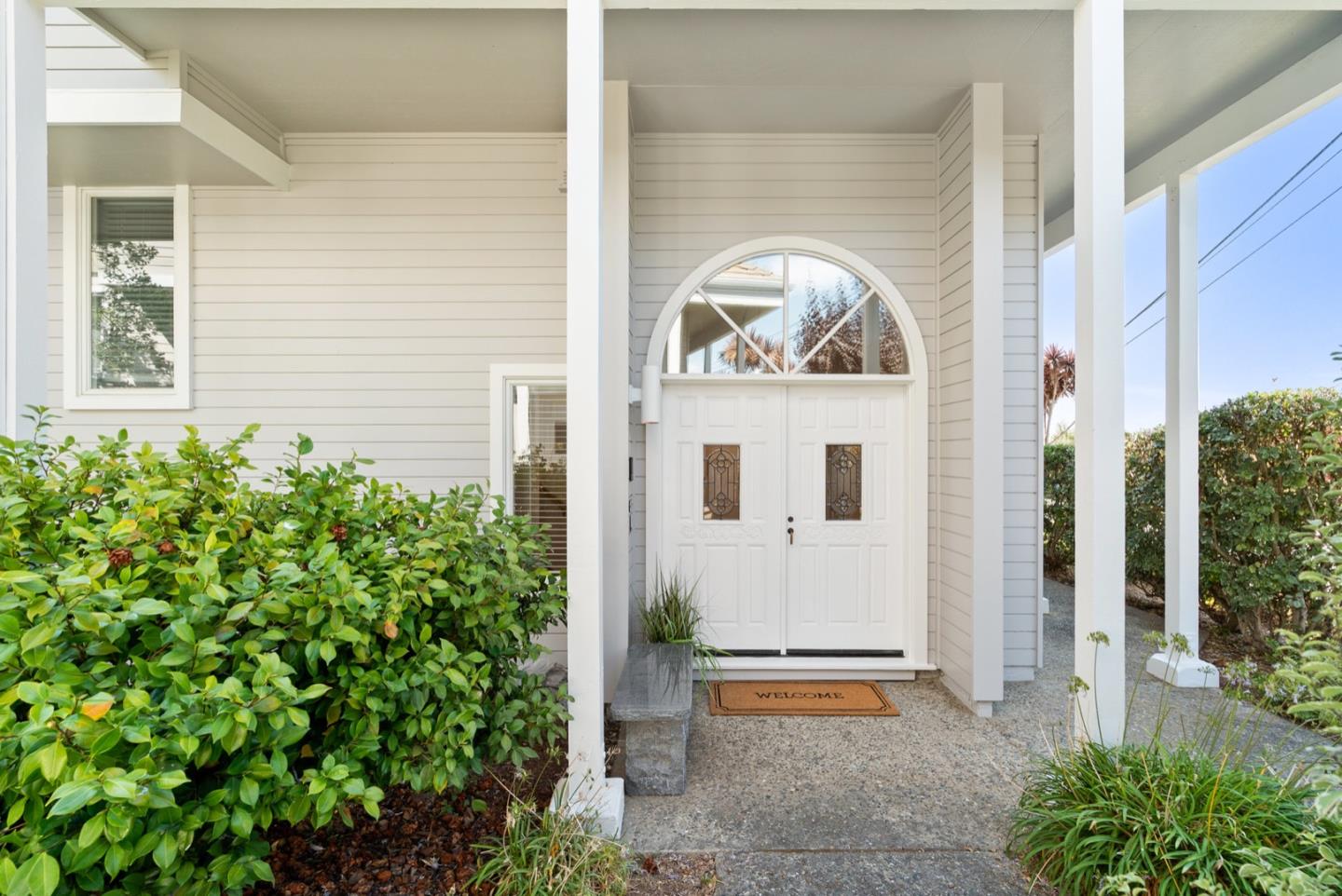 Detail Gallery Image 6 of 59 For 152 Frederick St, Santa Cruz,  CA 95062 - 2 Beds | 3 Baths