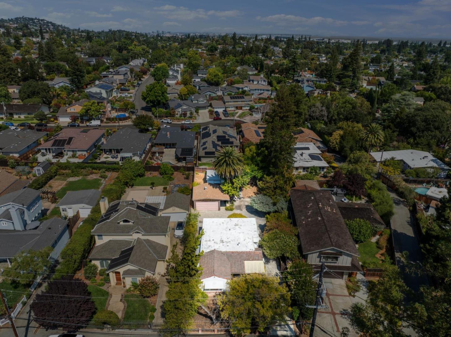 Detail Gallery Image 14 of 15 For 206 Scenic Dr, Redwood City,  CA 94062 - 3 Beds | 1 Baths