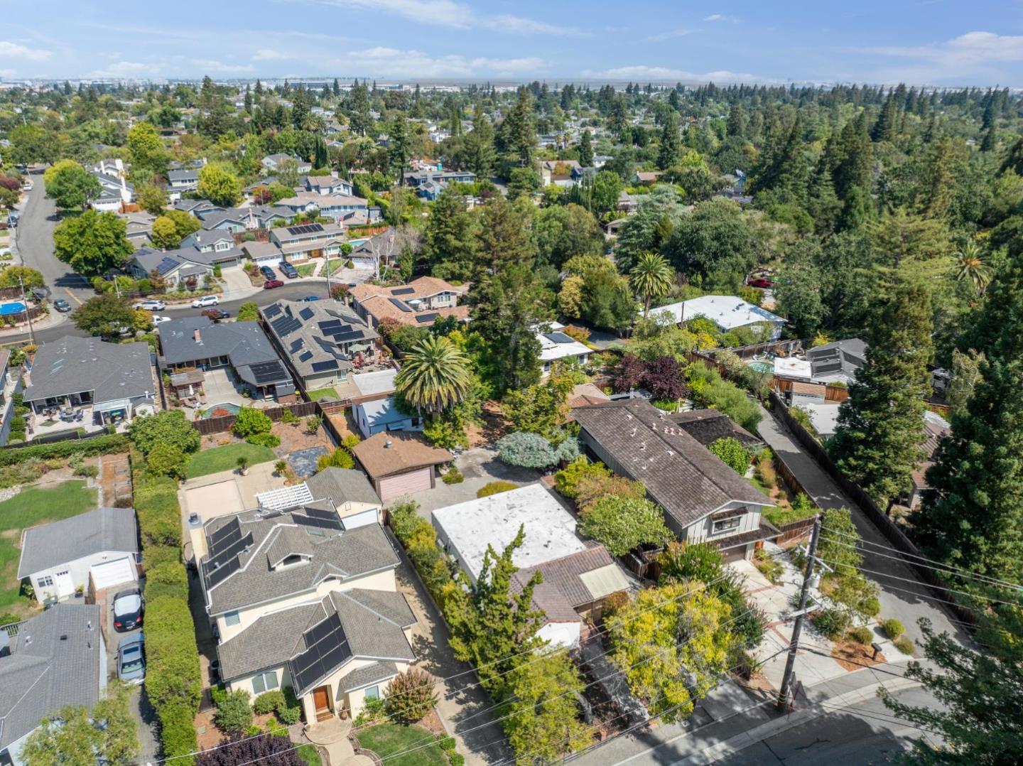 Detail Gallery Image 15 of 15 For 206 Scenic Dr, Redwood City,  CA 94062 - 3 Beds | 1 Baths