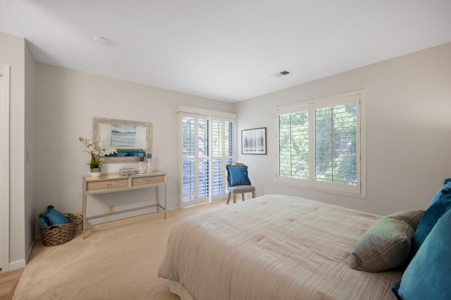 Detail Gallery Image 15 of 26 For 1555 Hecker Pass Rd #D201,  Gilroy,  CA 95020 - 2 Beds | 1/1 Baths