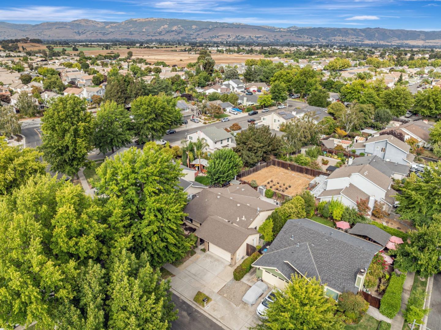 Detail Gallery Image 41 of 54 For 9214 Orinda Way, Gilroy,  CA 95020 - 4 Beds | 2 Baths