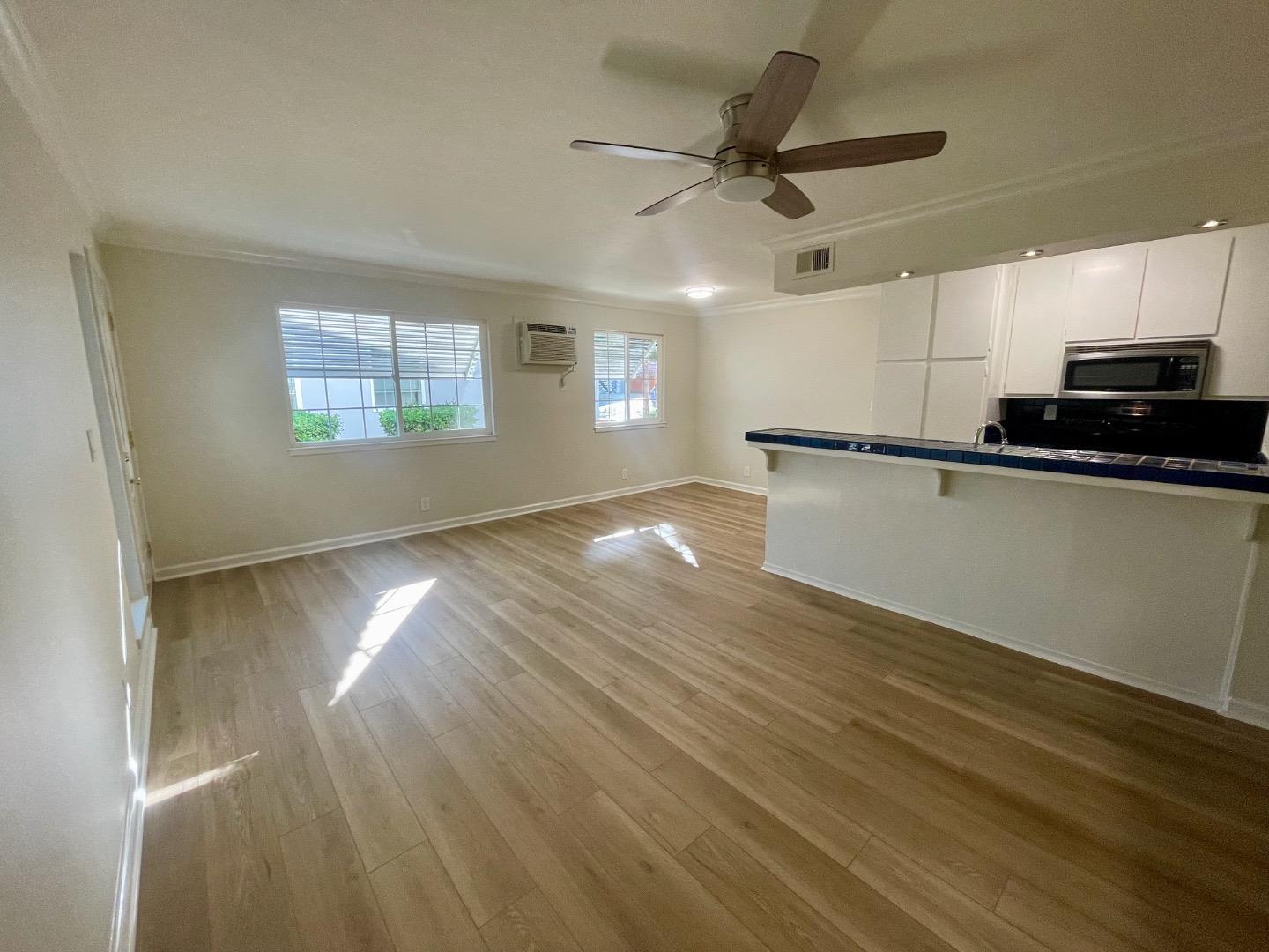 Detail Gallery Image 3 of 11 For 5629 Playa Del Rey #3,  San Jose,  CA 95123 - 2 Beds | 1 Baths