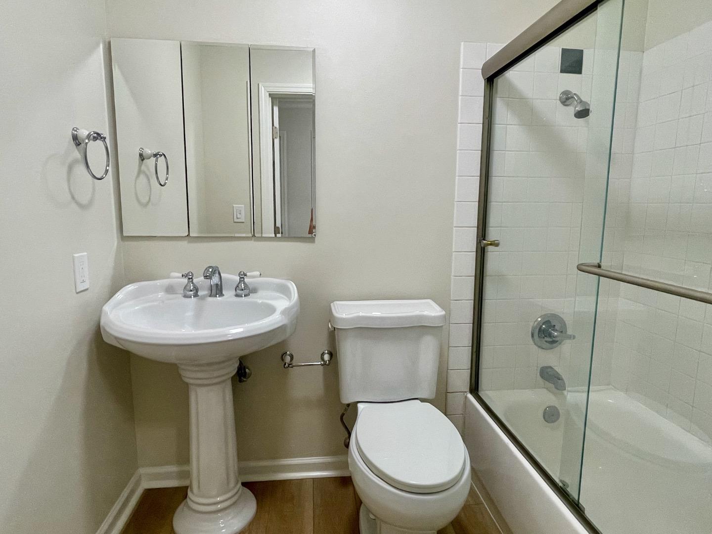 Detail Gallery Image 8 of 11 For 5629 Playa Del Rey #3,  San Jose,  CA 95123 - 2 Beds | 1 Baths