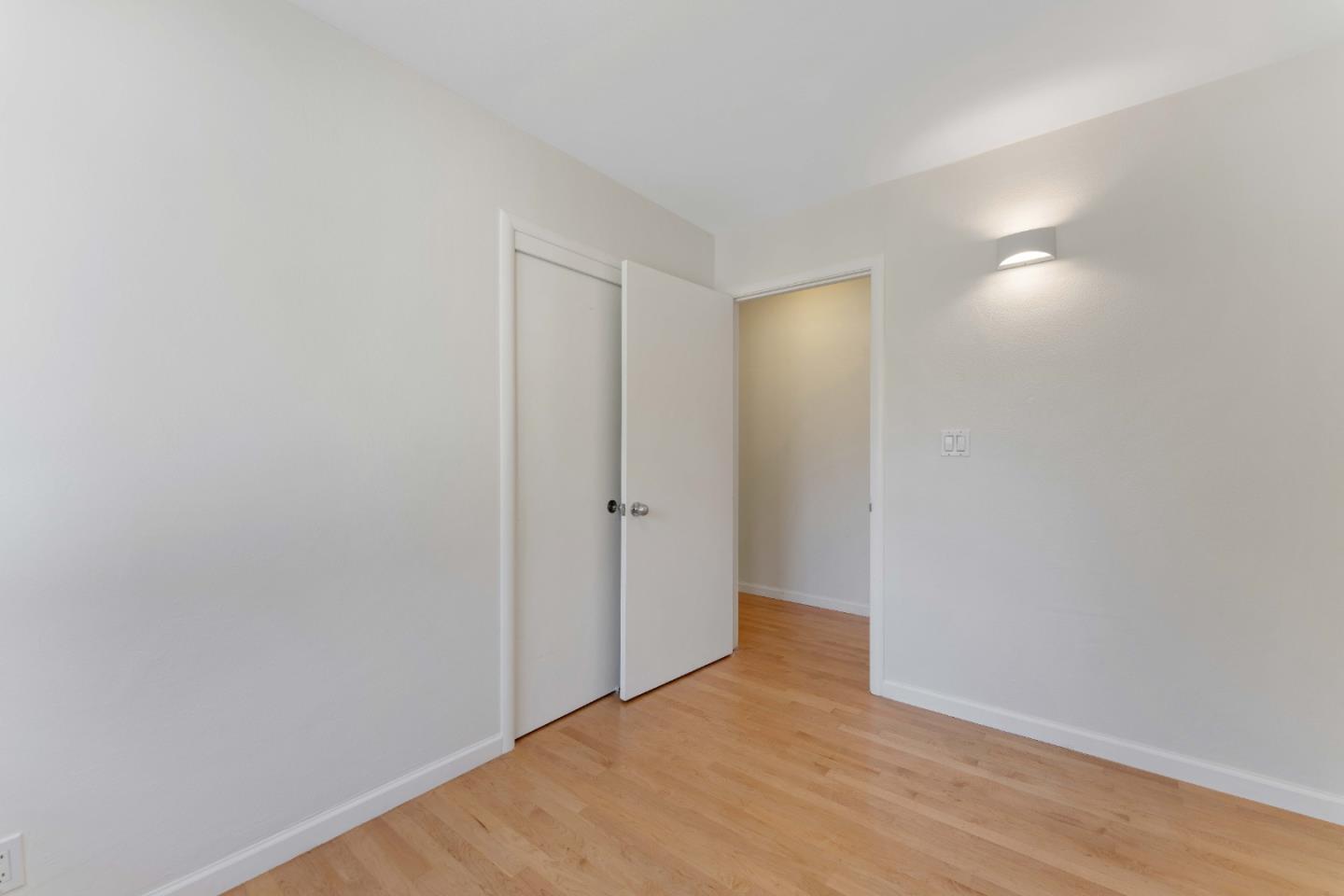 Detail Gallery Image 19 of 25 For 1351 Delfino Way, Menlo Park,  CA 94025 - 3 Beds | 2 Baths