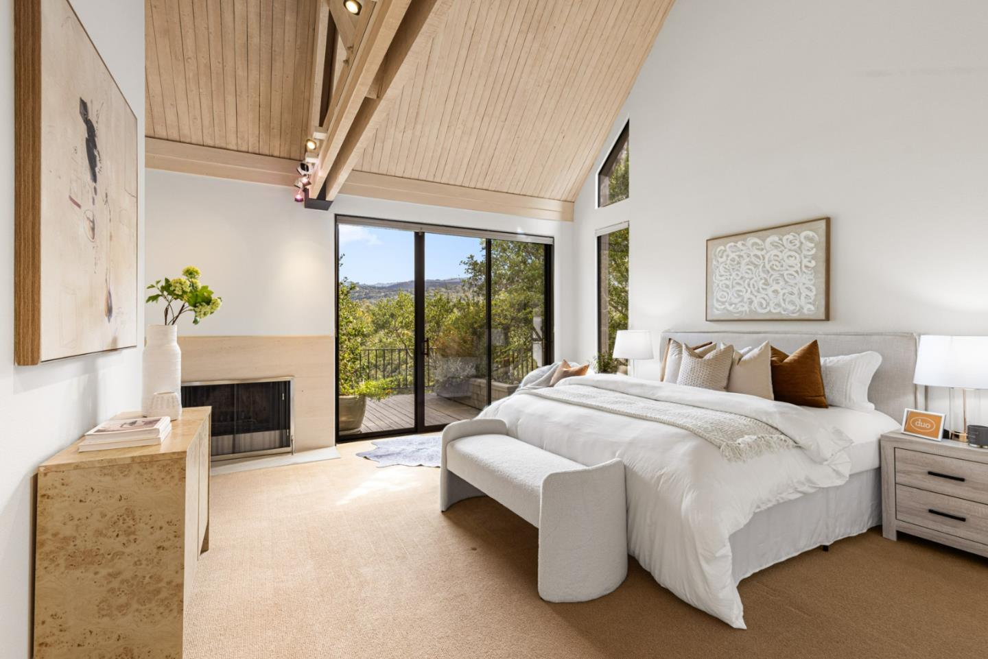 Detail Gallery Image 19 of 59 For 11 Hawk View, Portola Valley,  CA 94028 - 4 Beds | 4 Baths