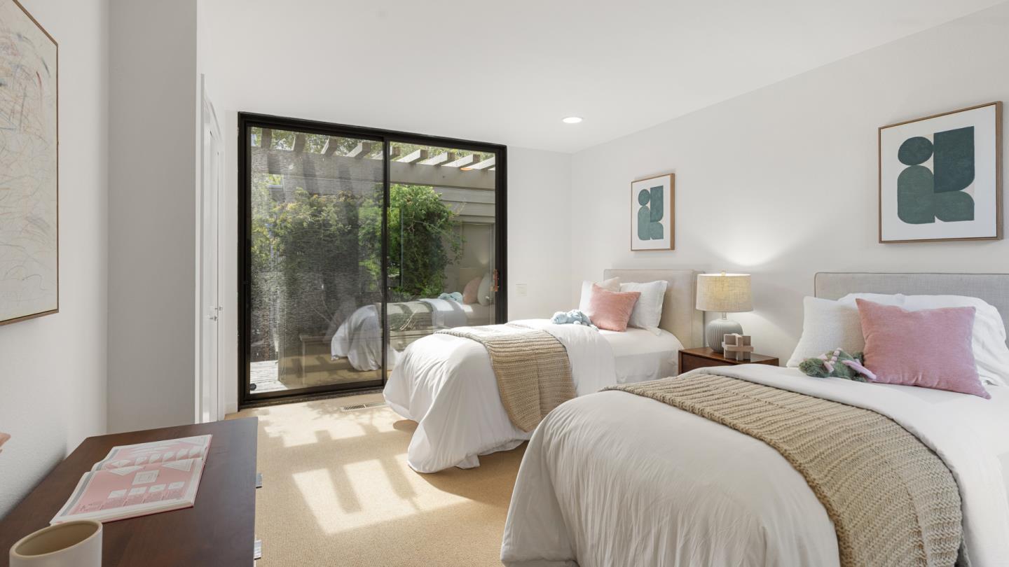 Detail Gallery Image 28 of 59 For 11 Hawk View, Portola Valley,  CA 94028 - 4 Beds | 4 Baths