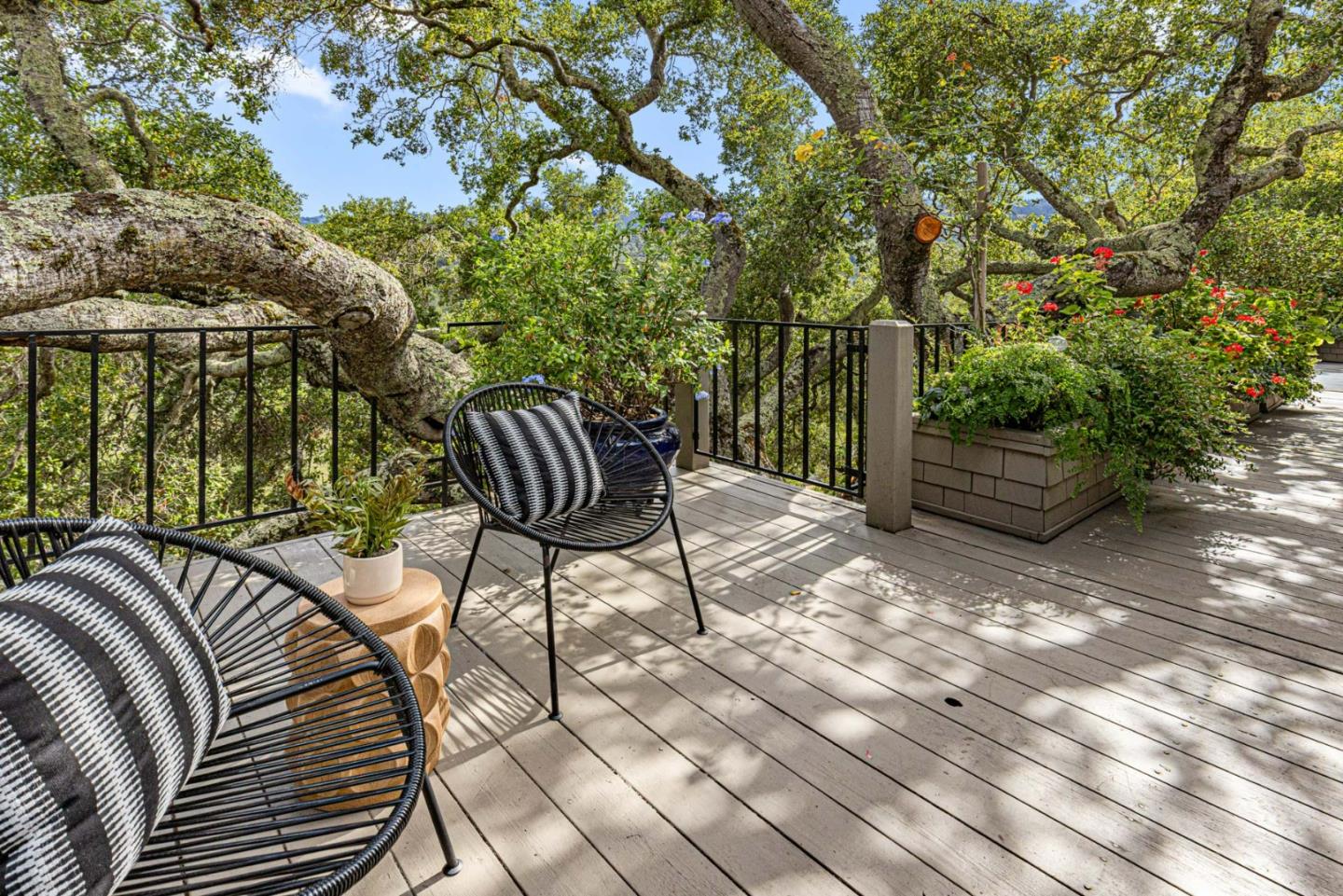 Detail Gallery Image 32 of 59 For 11 Hawk View, Portola Valley,  CA 94028 - 4 Beds | 4 Baths