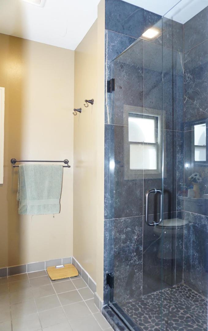 Detail Gallery Image 23 of 30 For 820 Civic Center Dr, Santa Clara,  CA 95050 - 5 Beds | 4 Baths