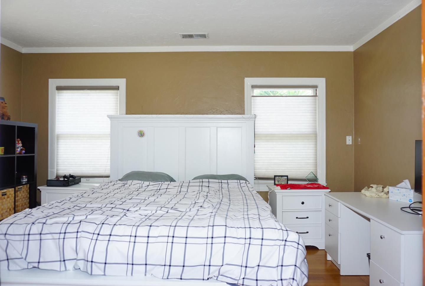 Detail Gallery Image 27 of 30 For 820 Civic Center Dr, Santa Clara,  CA 95050 - 5 Beds | 4 Baths