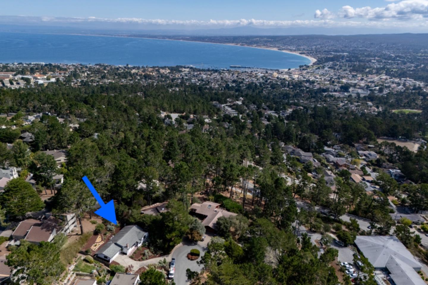 Detail Gallery Image 2 of 27 For 5 Stratford Pl, Monterey,  CA 93940 - 2 Beds | 2 Baths
