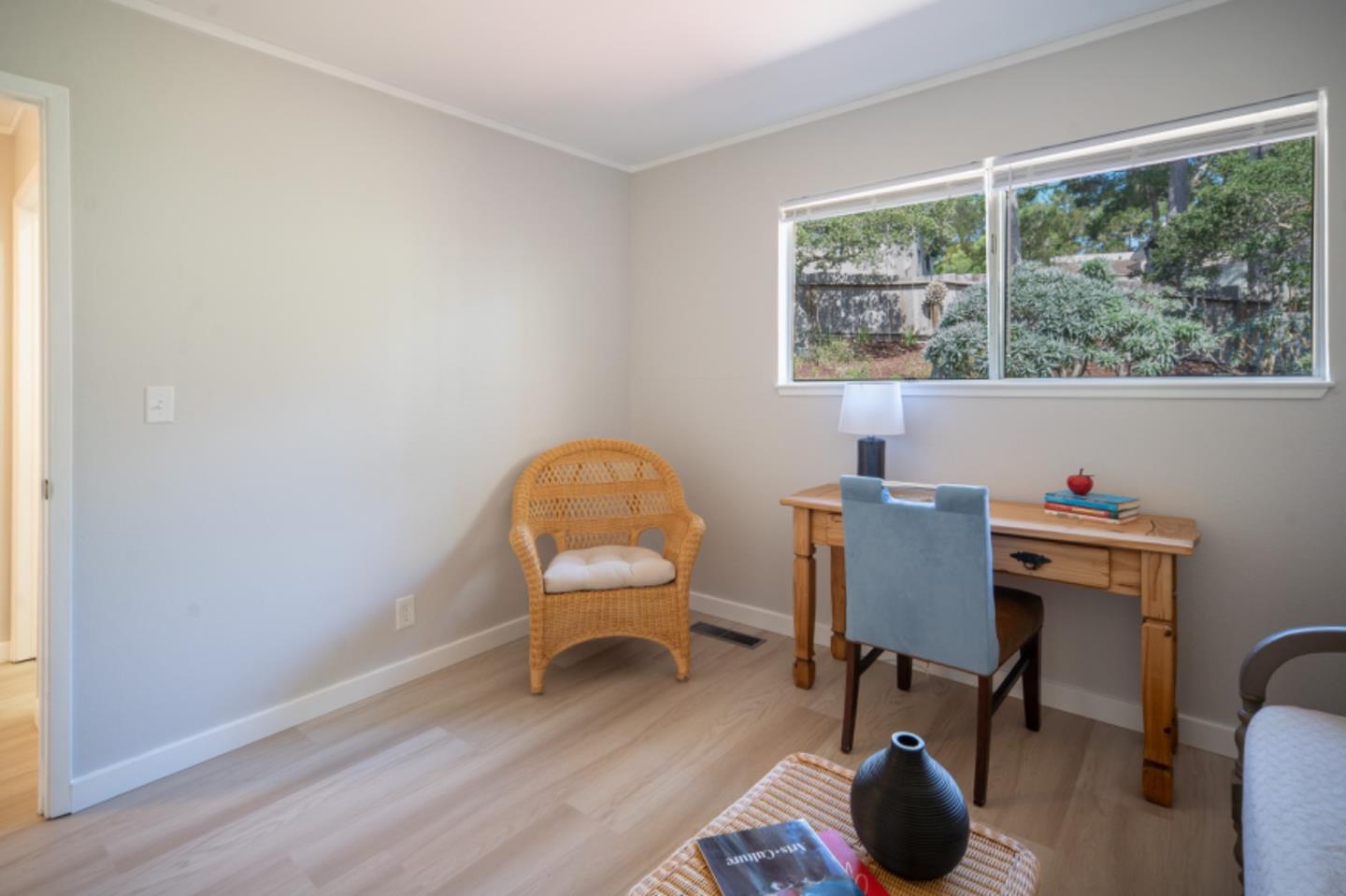 Detail Gallery Image 22 of 27 For 5 Stratford Pl, Monterey,  CA 93940 - 2 Beds | 2 Baths