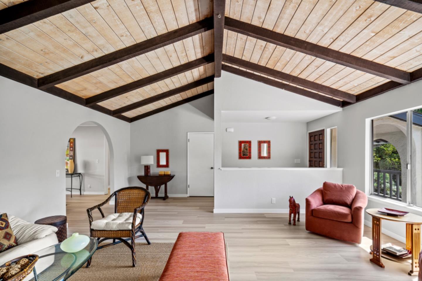 Detail Gallery Image 7 of 27 For 5 Stratford Pl, Monterey,  CA 93940 - 2 Beds | 2 Baths