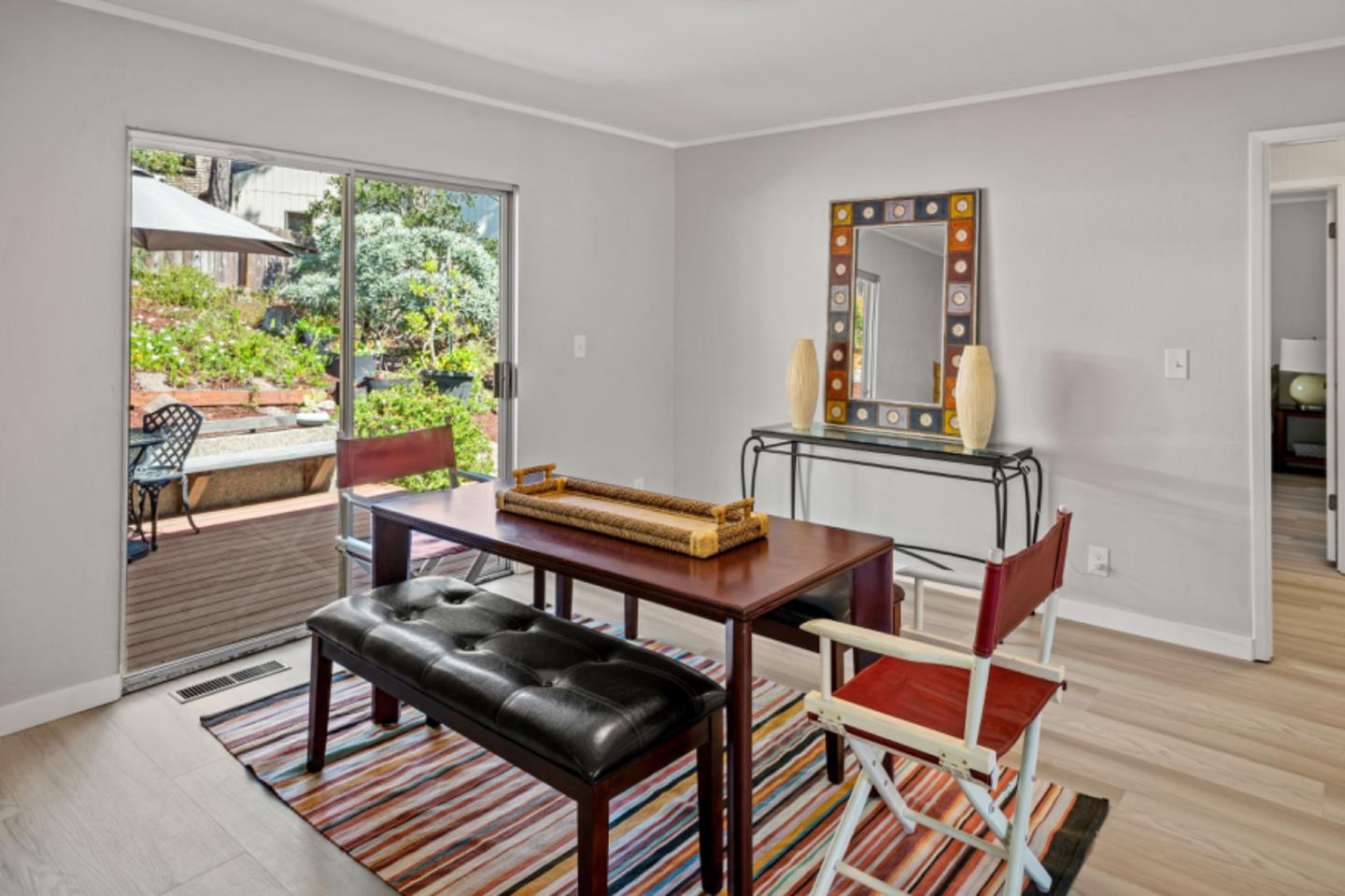 Detail Gallery Image 9 of 27 For 5 Stratford Pl, Monterey,  CA 93940 - 2 Beds | 2 Baths