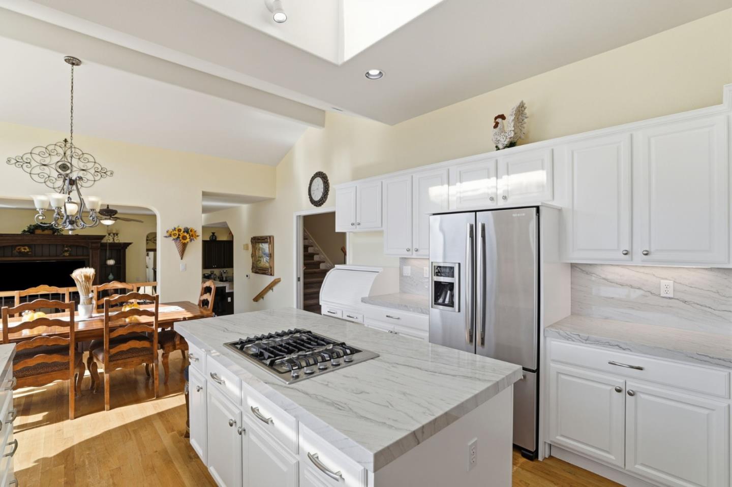 Detail Gallery Image 17 of 54 For 3603 Meadowlands Ln, San Jose,  CA 95135 - 4 Beds | 3 Baths