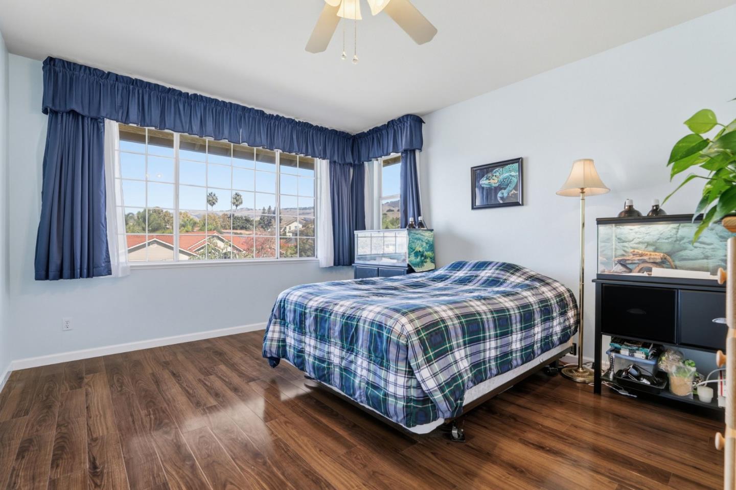 Detail Gallery Image 28 of 54 For 3603 Meadowlands Ln, San Jose,  CA 95135 - 4 Beds | 3 Baths