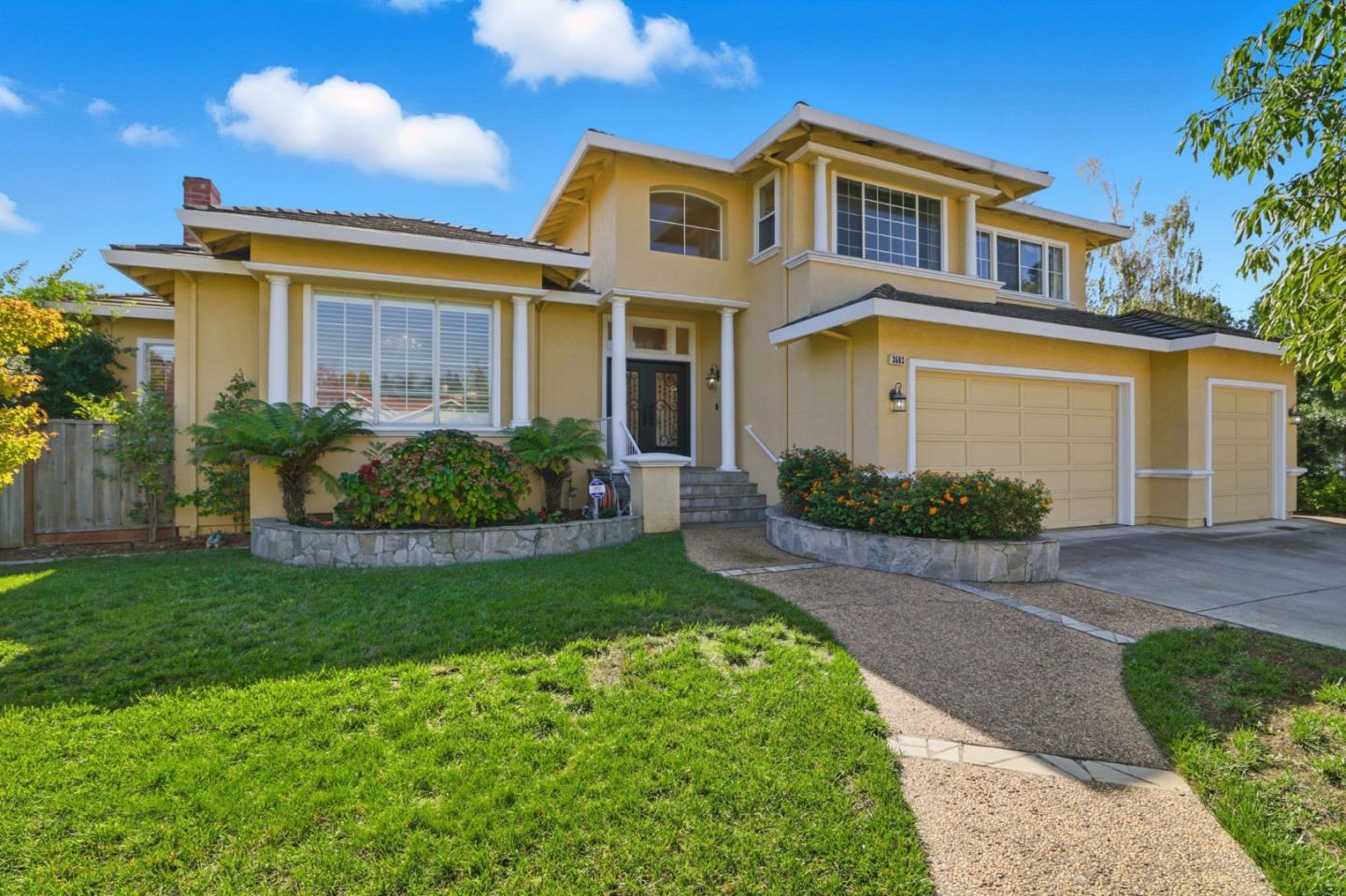 Detail Gallery Image 3 of 54 For 3603 Meadowlands Ln, San Jose,  CA 95135 - 4 Beds | 3 Baths