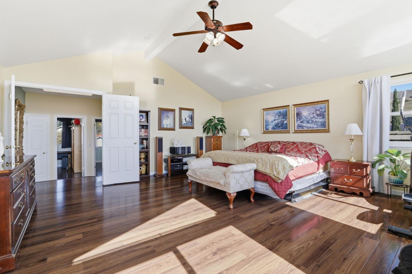 Detail Gallery Image 31 of 54 For 3603 Meadowlands Ln, San Jose,  CA 95135 - 4 Beds | 3 Baths