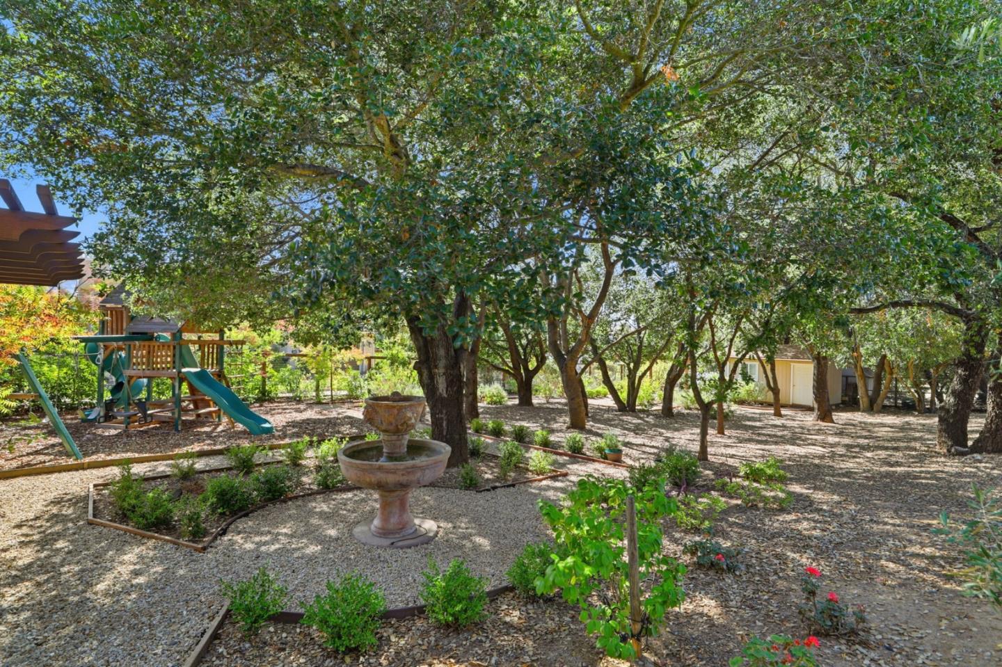 Detail Gallery Image 48 of 54 For 3603 Meadowlands Ln, San Jose,  CA 95135 - 4 Beds | 3 Baths