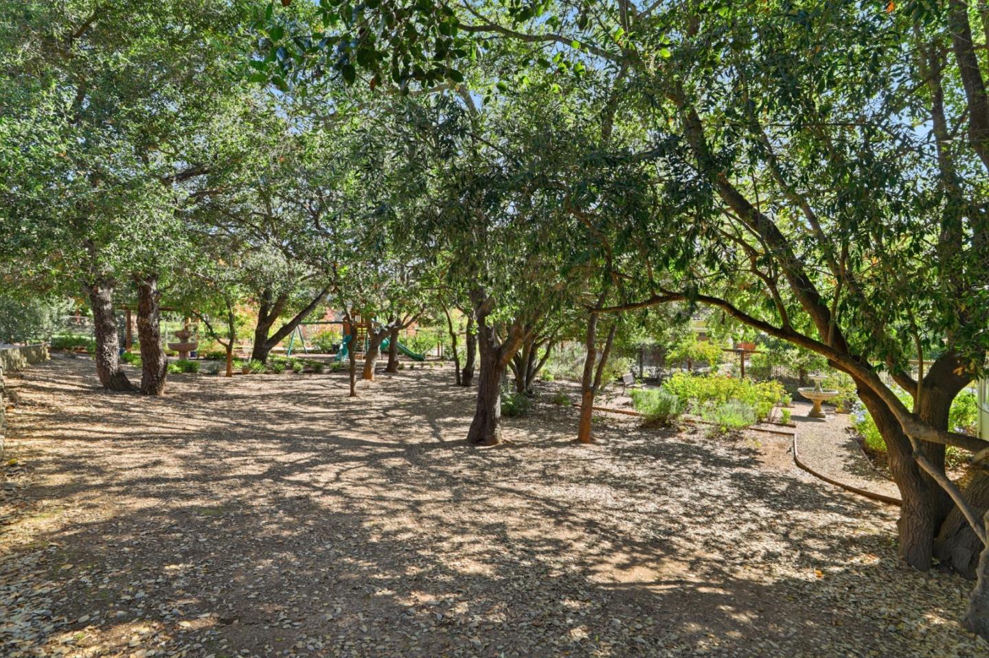 Detail Gallery Image 49 of 54 For 3603 Meadowlands Ln, San Jose,  CA 95135 - 4 Beds | 3 Baths