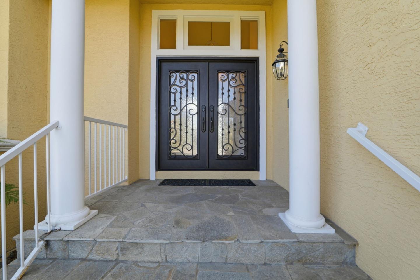 Detail Gallery Image 5 of 54 For 3603 Meadowlands Ln, San Jose,  CA 95135 - 4 Beds | 3 Baths