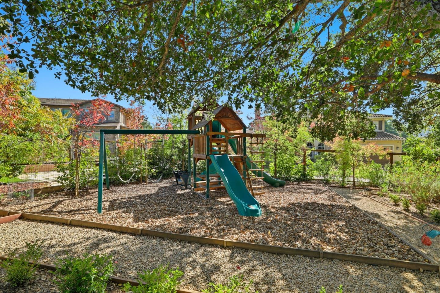 Detail Gallery Image 50 of 54 For 3603 Meadowlands Ln, San Jose,  CA 95135 - 4 Beds | 3 Baths