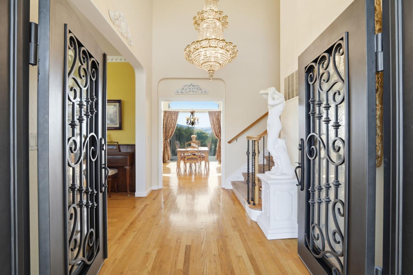 Detail Gallery Image 6 of 54 For 3603 Meadowlands Ln, San Jose,  CA 95135 - 4 Beds | 3 Baths