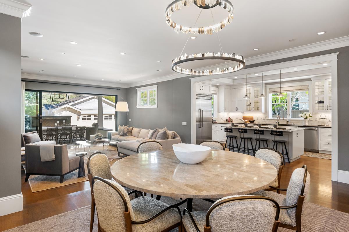 Detail Gallery Image 11 of 34 For 712 Newhall Rd, Burlingame,  CA 94010 - 4 Beds | 4/1 Baths