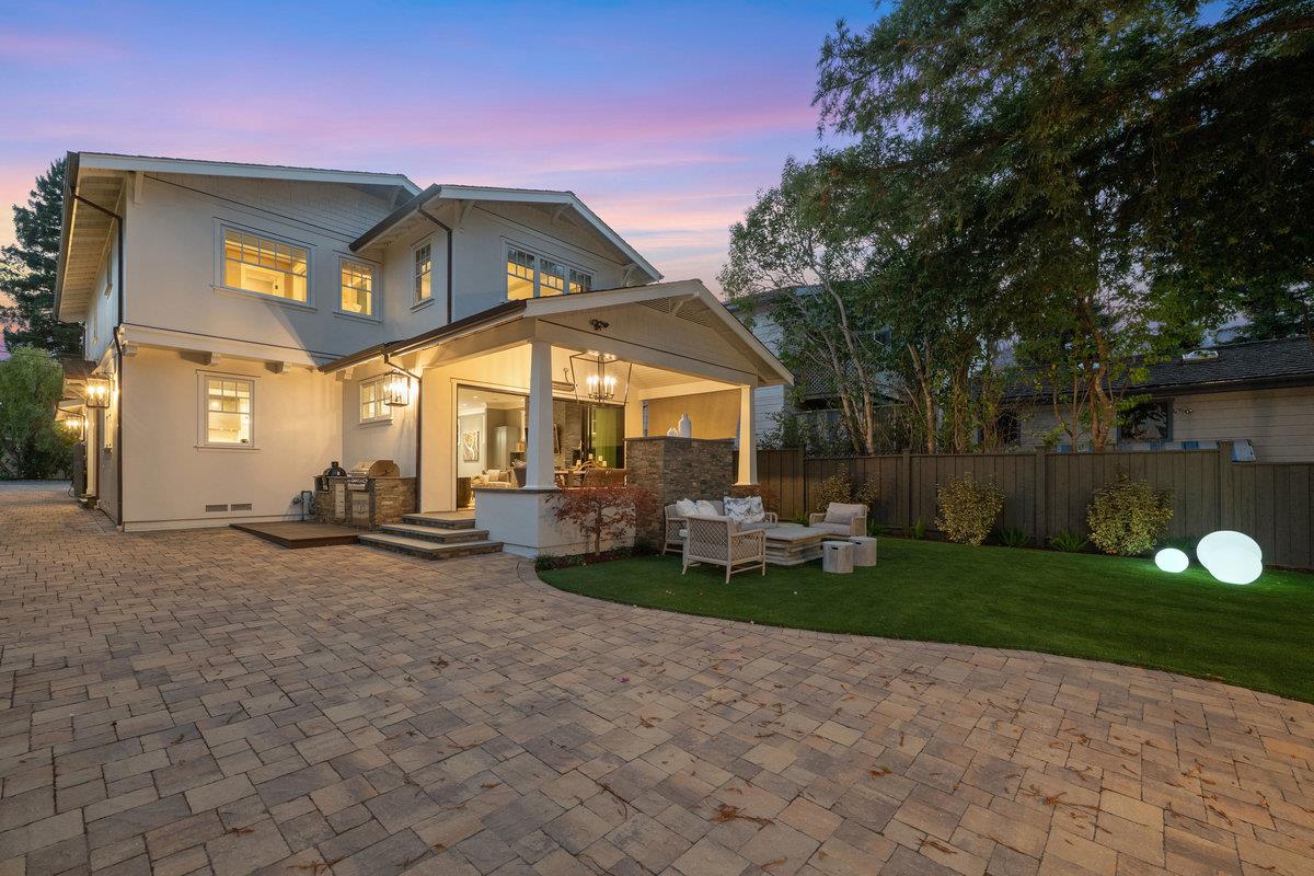 Detail Gallery Image 34 of 34 For 712 Newhall Rd, Burlingame,  CA 94010 - 4 Beds | 4/1 Baths
