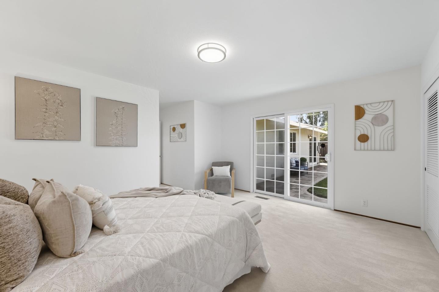 Detail Gallery Image 26 of 38 For 1547 Klamath Dr, Sunnyvale,  CA 94087 - 4 Beds | 2 Baths