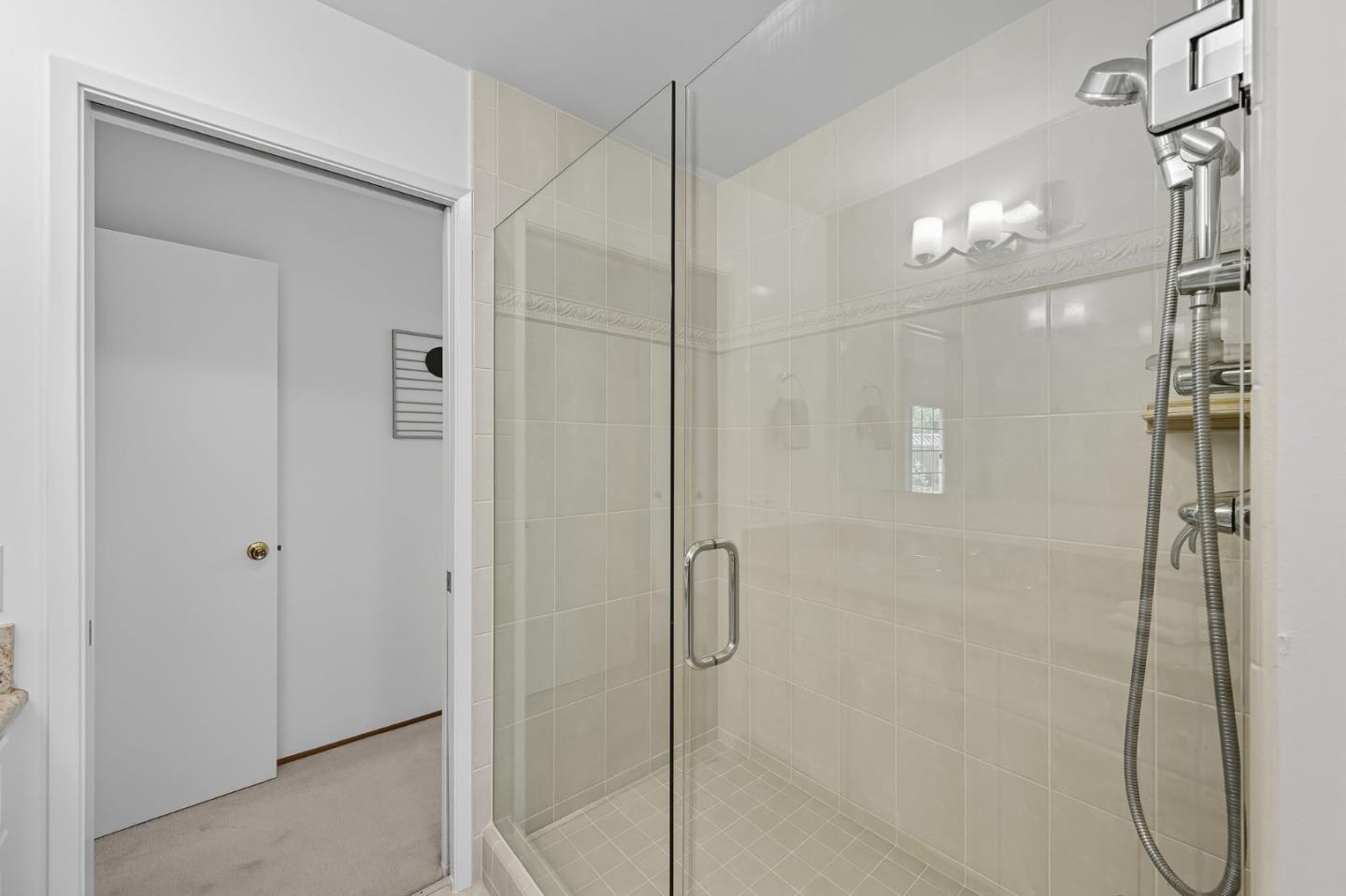 Detail Gallery Image 30 of 38 For 1547 Klamath Dr, Sunnyvale,  CA 94087 - 4 Beds | 2 Baths